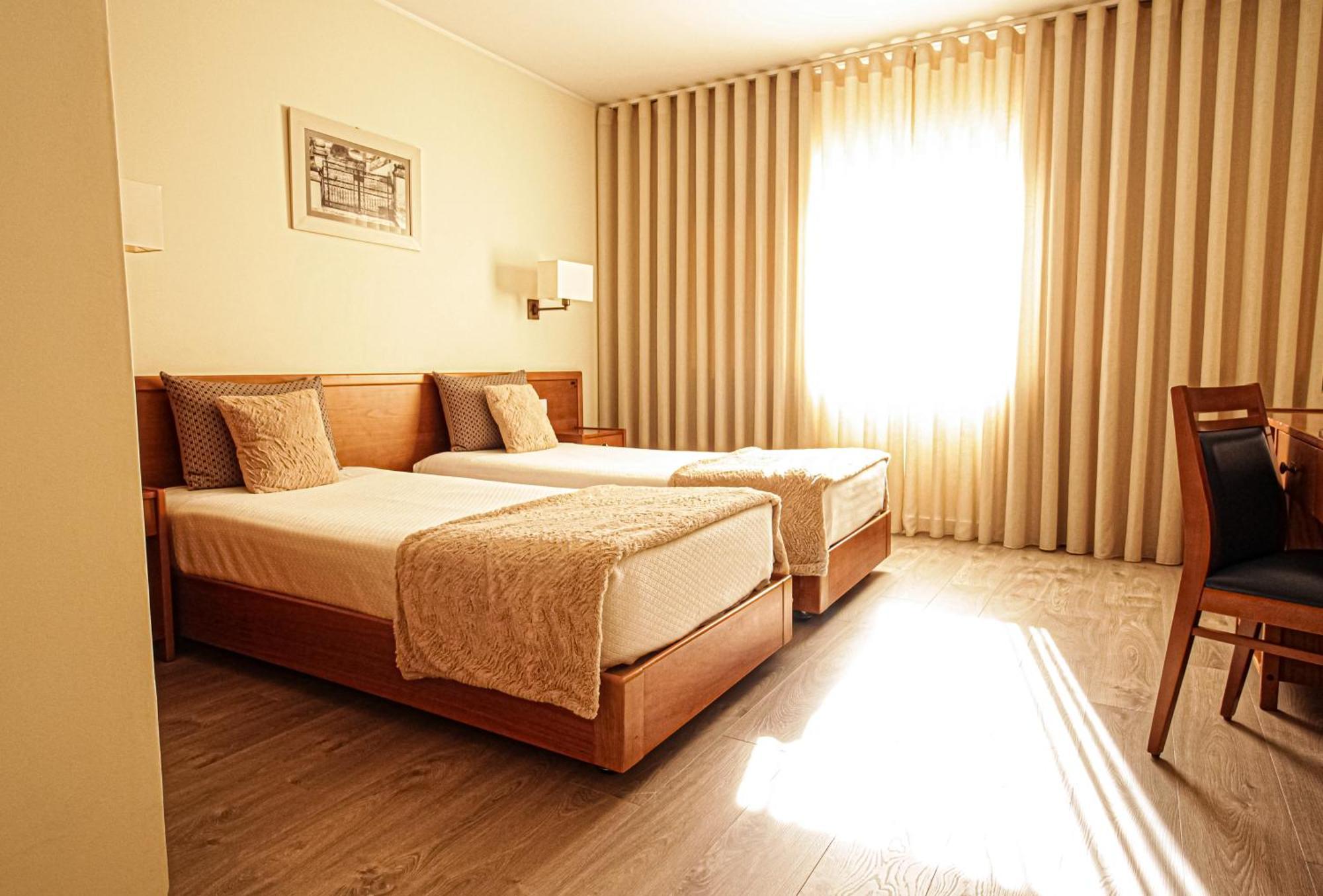 Hotel Dos Loios Santa Maria da Feira Eksteriør bilde